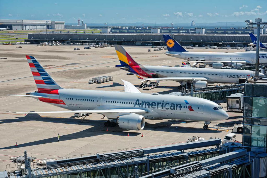 AA planes at airport